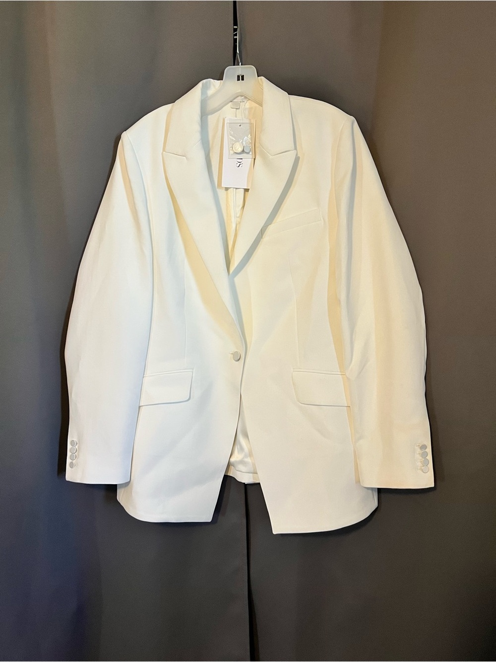White Women's Blazer - Classic Tailored Style
